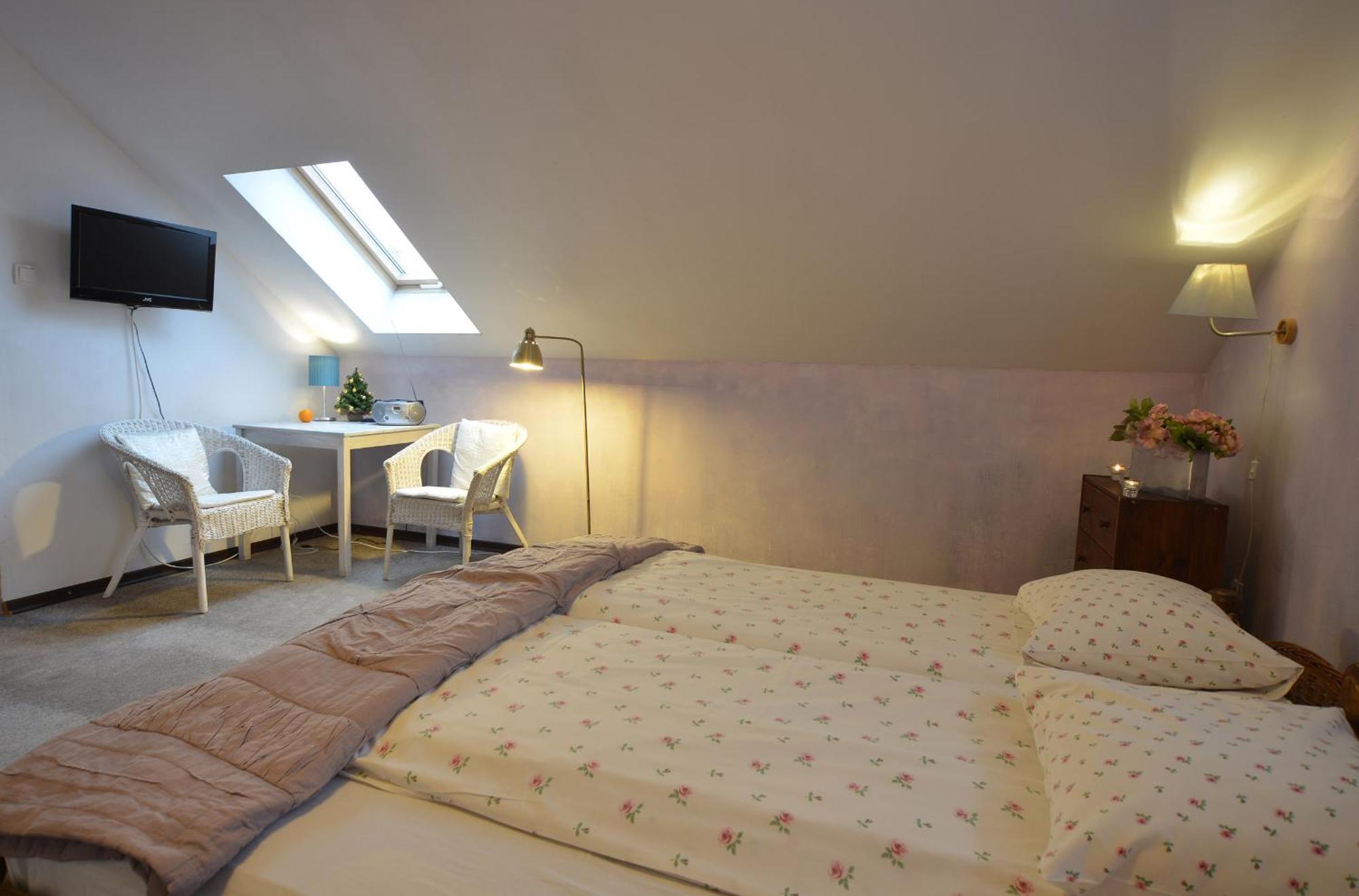 Wiatrakowo Hotel คาชิเมียร์ซ ดอลนี ภายนอก รูปภาพ